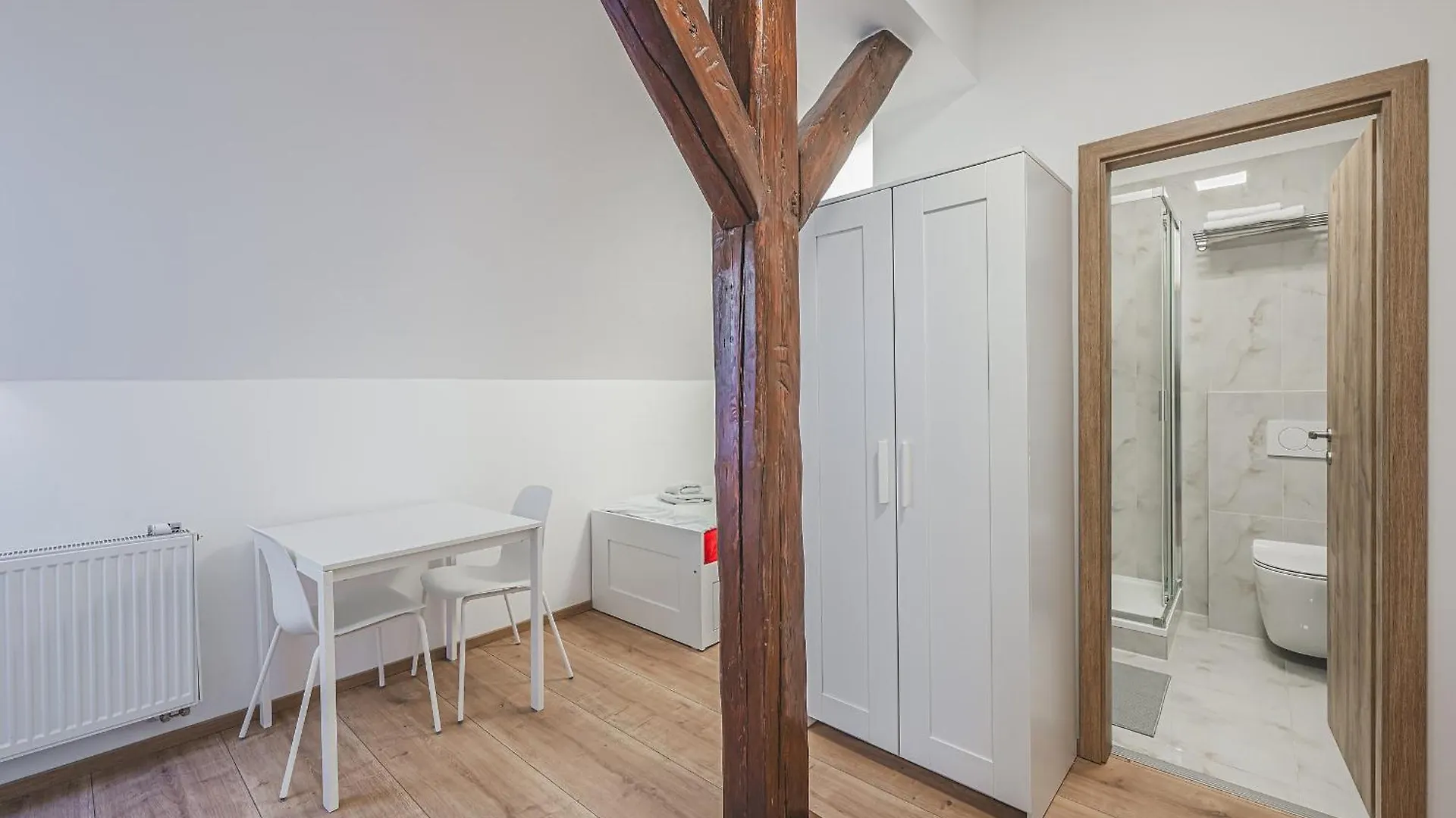 شقة Flat Near Prague Castle Stylish & Prime Location 7 0*,
